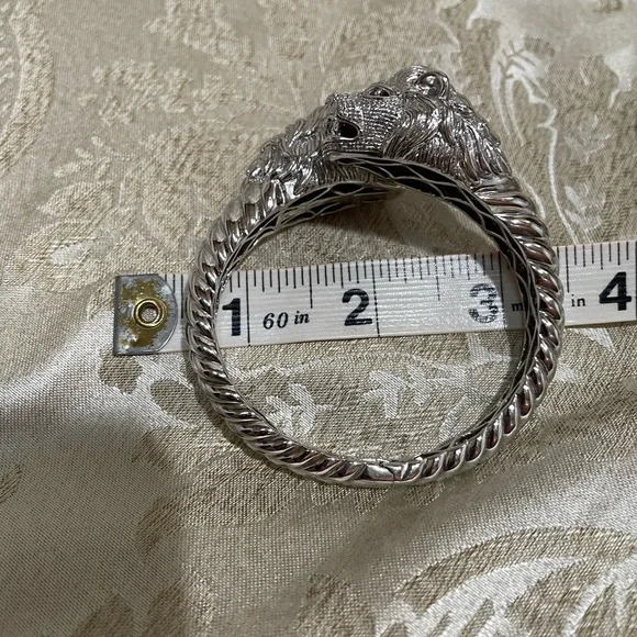 Sterling silver 925 Diamond accents Loins Heads bracelet Hefty in weight - Picture 9 of 11